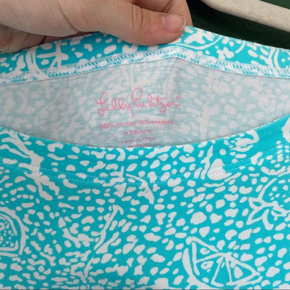 Lily Pulitzer Aqua/Blue and White Tropical Print Shirt - Picture 3 of 4